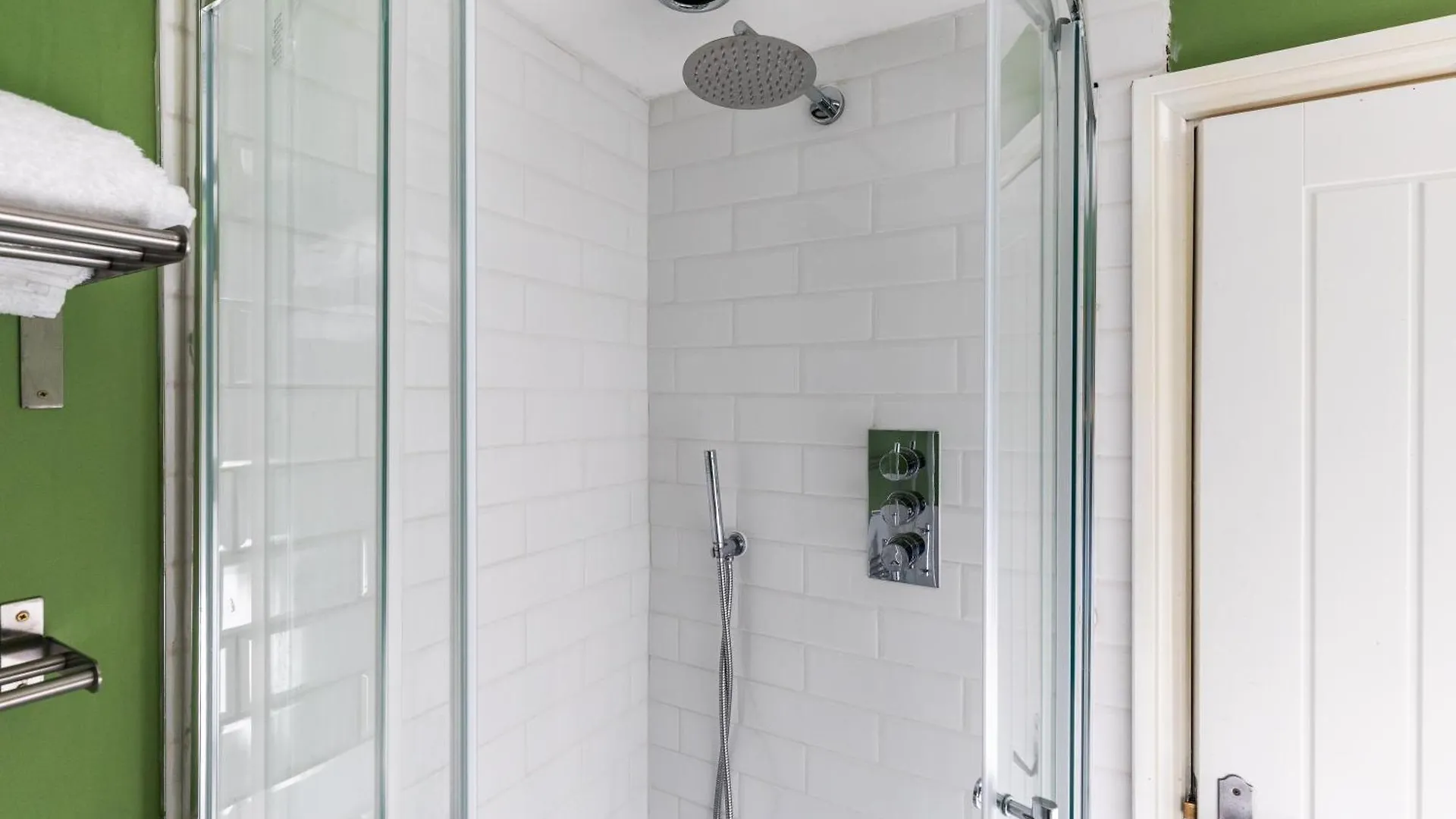 Hidden Central Cottage Retreat Bath 0*,