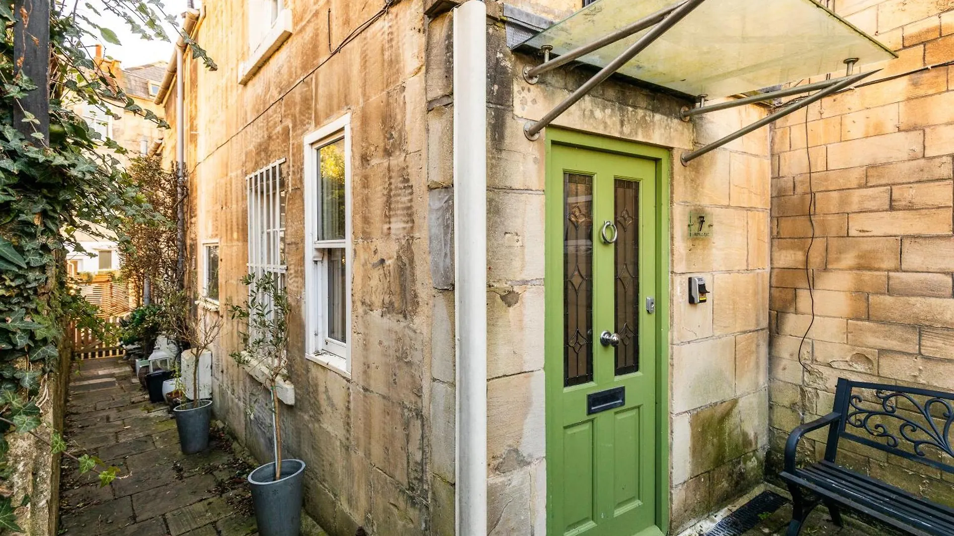 Lejlighed Hidden Central Cottage Retreat Bath